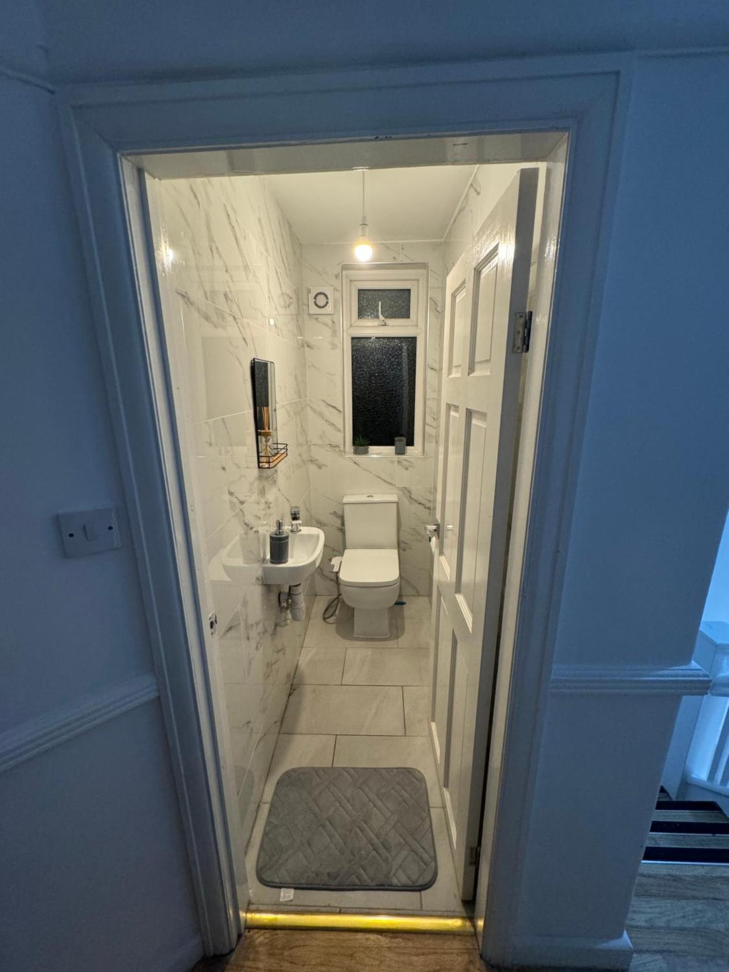 Elegant Estates Humble Abode Room 5 Manchester Esterno foto
